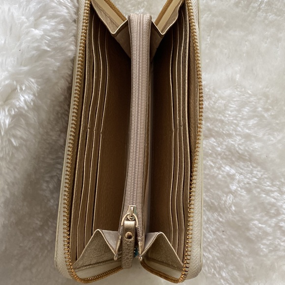 SALE❗️♠️Kate Spade New York Lacey Wallet: Multicolor stripe Zip Around Wallet♠️ - Picture 6 of 14